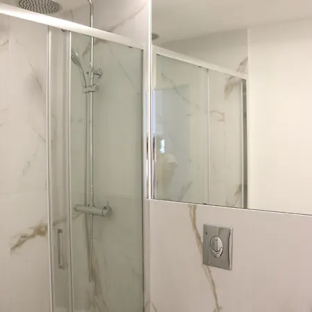 268 Lettér - Charming With Balcony Appartamento