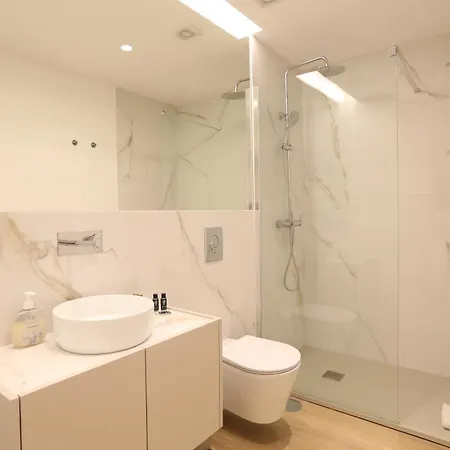 268 Lettér - Charming With Balcony *