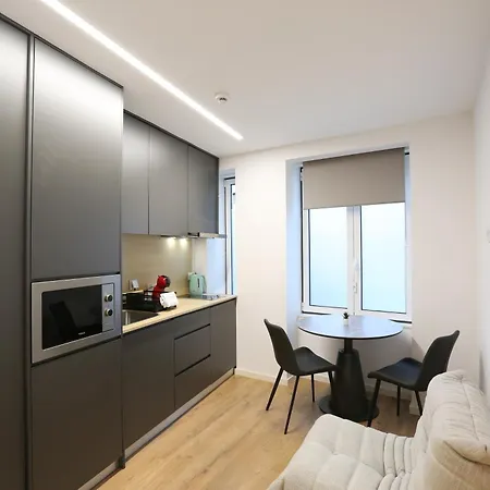 268 Letter - Charming With Balcony Apartman Lisboa